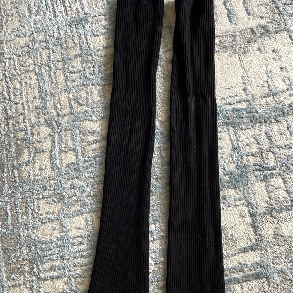 Danskin Black Women leg warmers